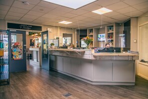 Entrance / Reception
