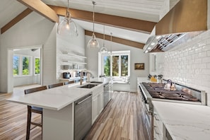 Kitchen - Side View