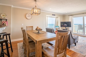 Nicely decorated living room and dining areas