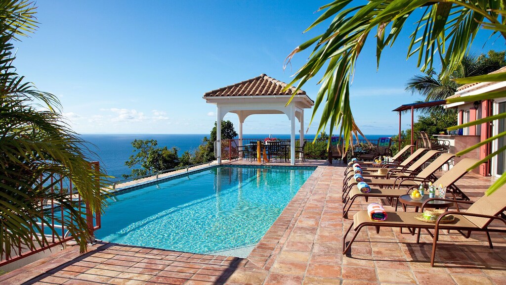 Villa Panache Huge 6 Bedroom Villa Sleeps 14 Full A C Point Rendezvous