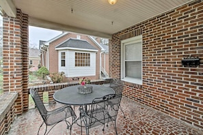 Covered Porch | 1-Story Home