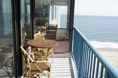 Top-Rated Luxury Oceanfrt Condo Spectacular Views-Outstanding Reviews