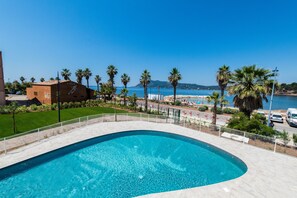Utomhuspool