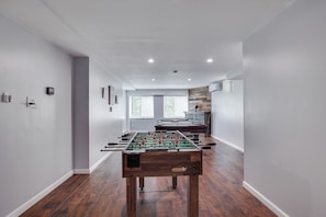 Spielezimmer