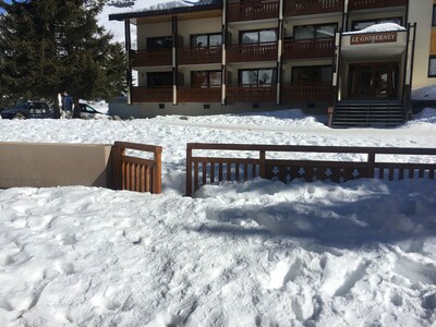 T2 / 3, heart of resort, bottom of slopes, parking, 30m3 + 100m2 terrace