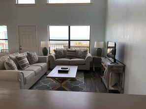 Your living room with panoramic gulf views 