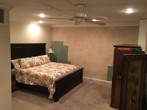 King Bedroom Area 