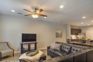 Interior | Open Floor Plan | Free WiFi | Air Conditioning