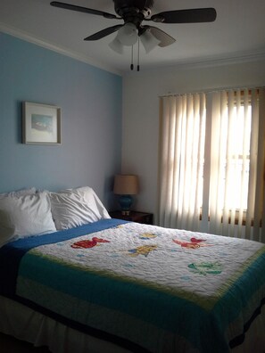 Upstairs Queen Bedroom