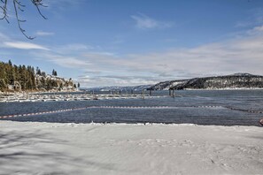 Community Beach & Boat Launch