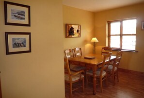 Fairfield Holiday Home, Dingle Co Kerry. Cosy Dining areas seating 6.