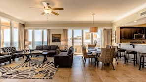 Phoenix Gulf Shores 1601 Living room