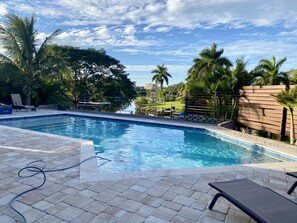 Pool with new heater/chiller (12/24)