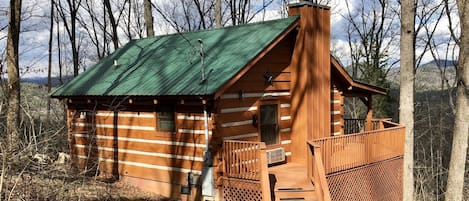 Pipers Place Cabin