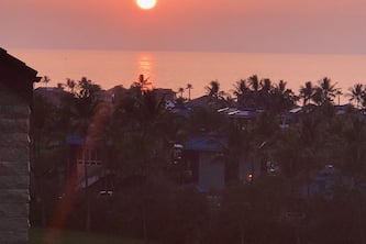 3BR, 3BA Kailua-Kona Condo. Best location. Beautiful ocean & golf course views!