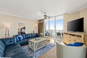 Living Area with Gulf Views