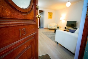 Welcome to Getaway in North Adelaide - Spacious 2 Bedroom home, unlimited WIFI