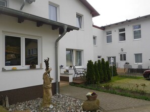 Eingang zu den Ferienwohnungen 5,6 und 7 (FeWo 6 oben Mitte)