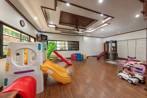 Children’s play area – indoor