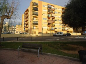 Façade