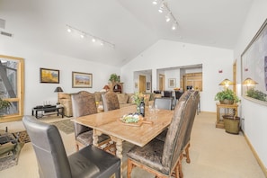 Dining Room Area