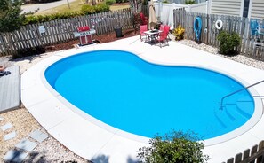 Shared pool recently painted with epoxy.