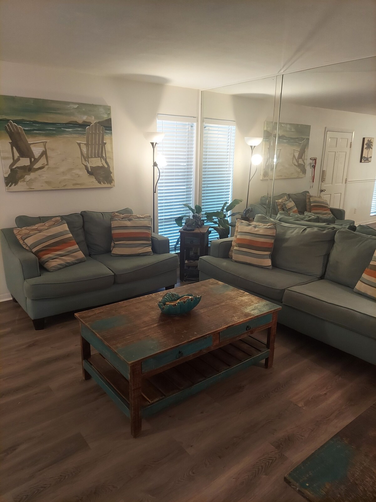 Clean, Convenient, Roomy & a Good Value!!