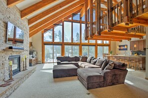 Living Room | Board Games | Books