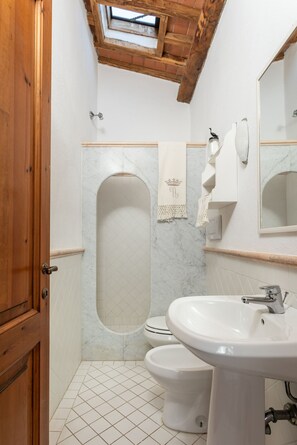 Autumn, Bathroom, Summer, Winter
