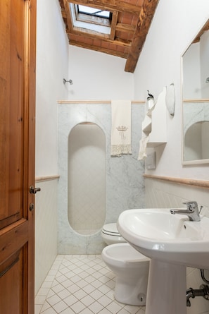 Autumn, Bathroom, Summer, Winter
