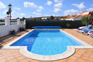 Roman Shaped Pool 9m x 4m