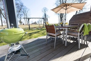Terrasse mit Sitzmöglichkeiten