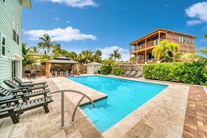 Pool deck