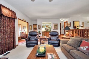 Summit 1 -- 3 Bed-21