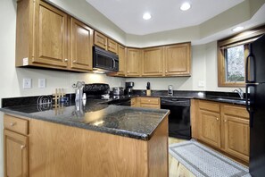 O5_Kitchen_med