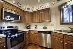 JN4_Kitchen_med