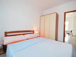 Schlafzimmer 2