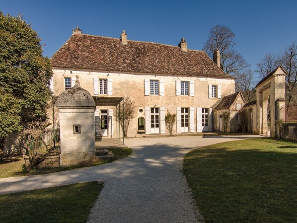 Holiday Home Exterior [summer]