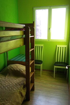 Schlafzimmer 2