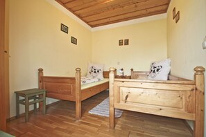 Ferienwohnung Sonnenseite mit 2 sep. Schlafzimmer-Schlafzimmer