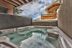 Hot tub on deck
