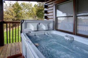 Sparkling clean hot tub supplied with city water.