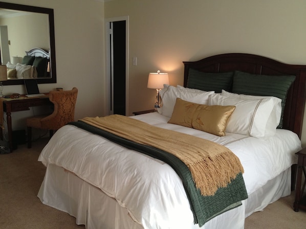 Queen size bed