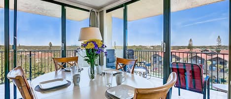 Soak in the amazing views of Siesta Key from your dining room table!