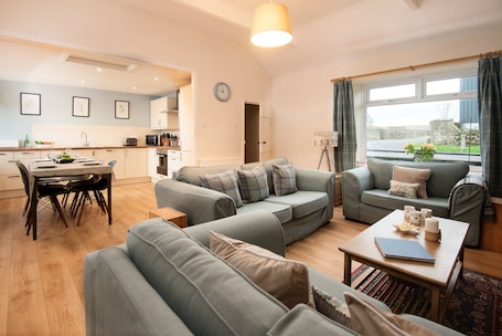 Skylark Cottage, Thornton Farm Cottages