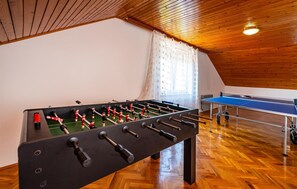 Spielezimmer