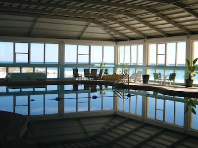 Gulf Front condo PRIVATE JACUZZI BATH and almost a mile of private gated beach.