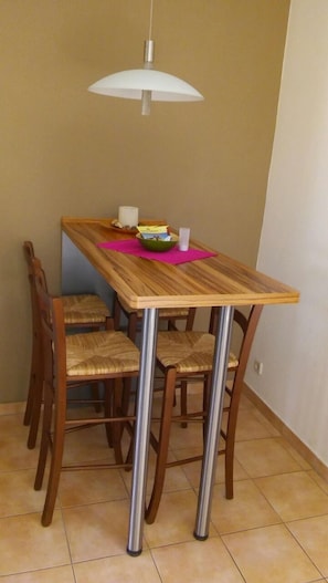 In-room dining