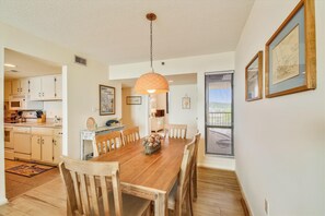 ,Dining Room,