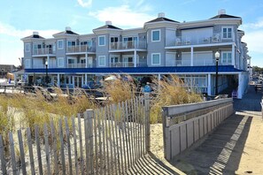 Amenity,Blue Surf Front Elevation,